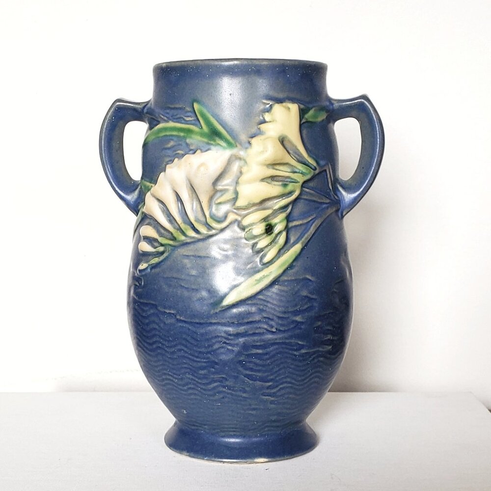 Read Description! Roseville Pottery Blue Vase With Freesia, 120-7